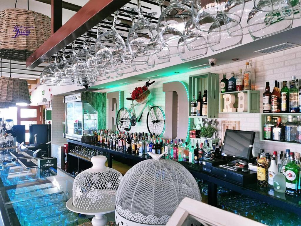 Hotel Campos De Баэса Экстерьер фото