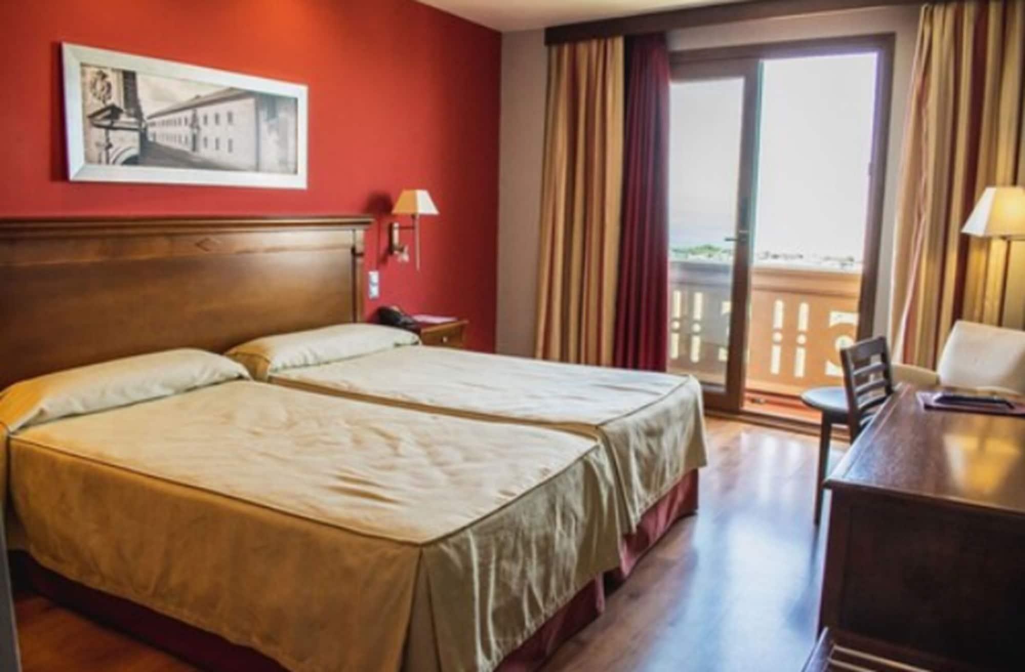 Hotel Campos De Баэса Экстерьер фото