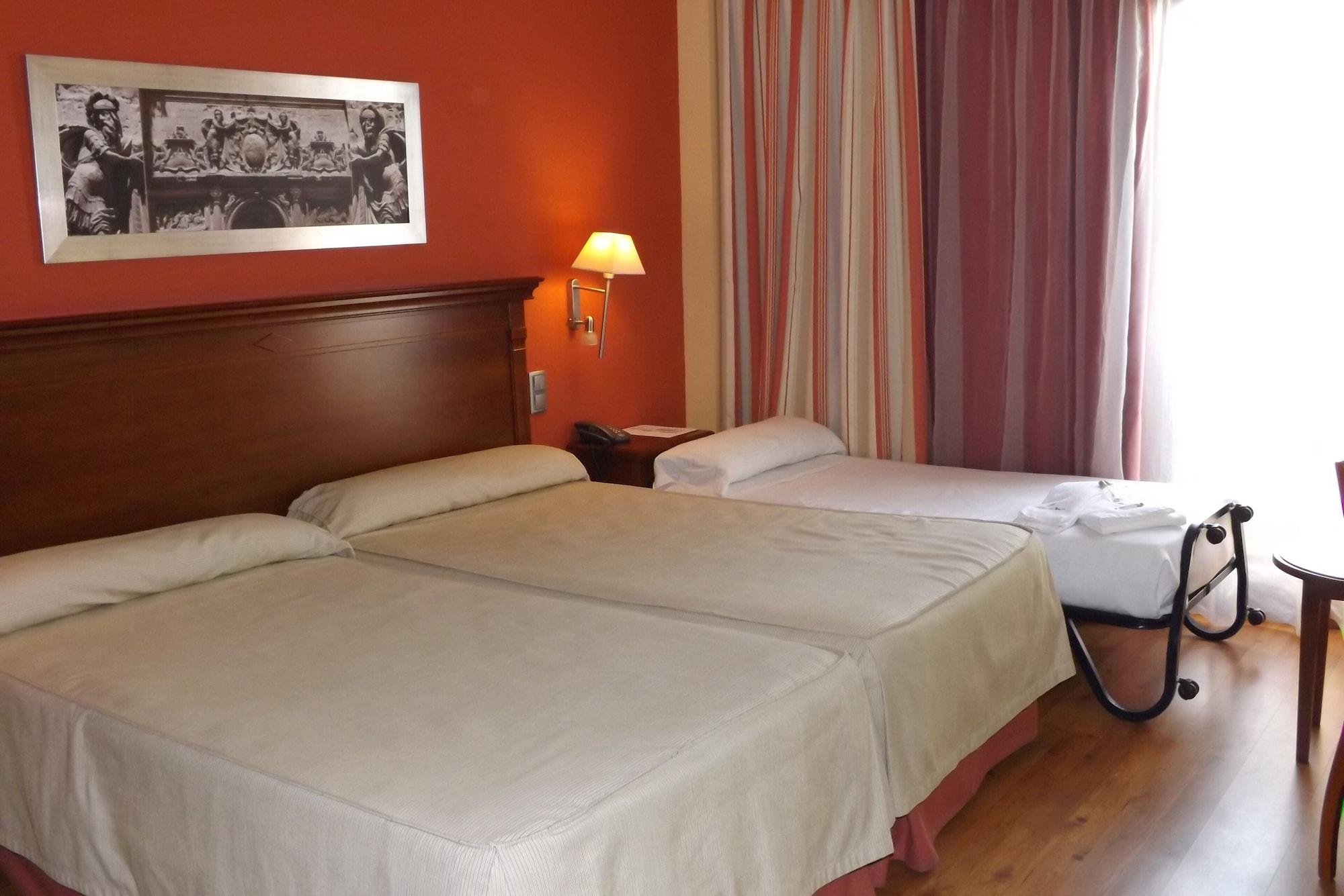 Hotel Campos De Баэса Экстерьер фото