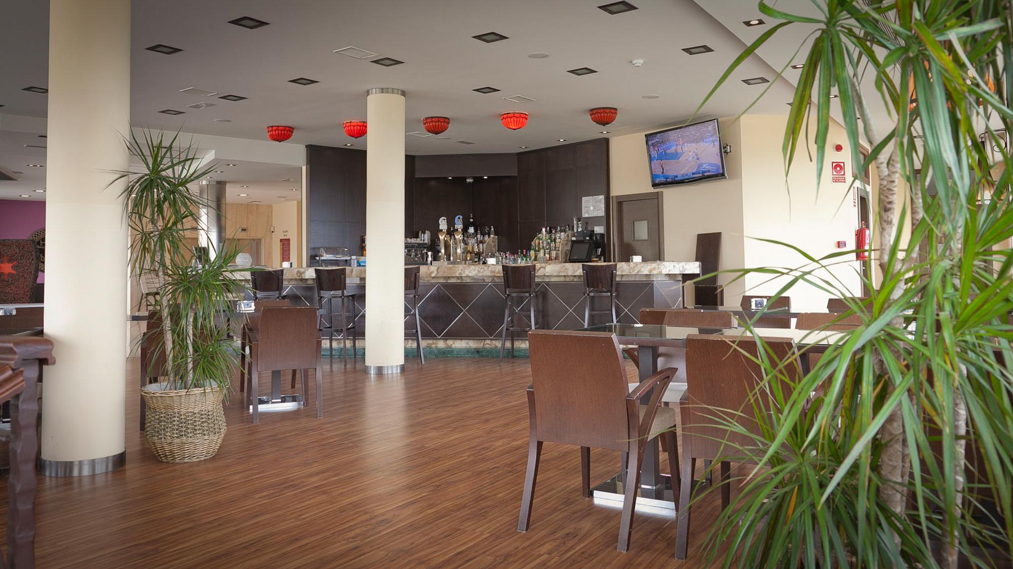 Hotel Campos De Баэса Экстерьер фото