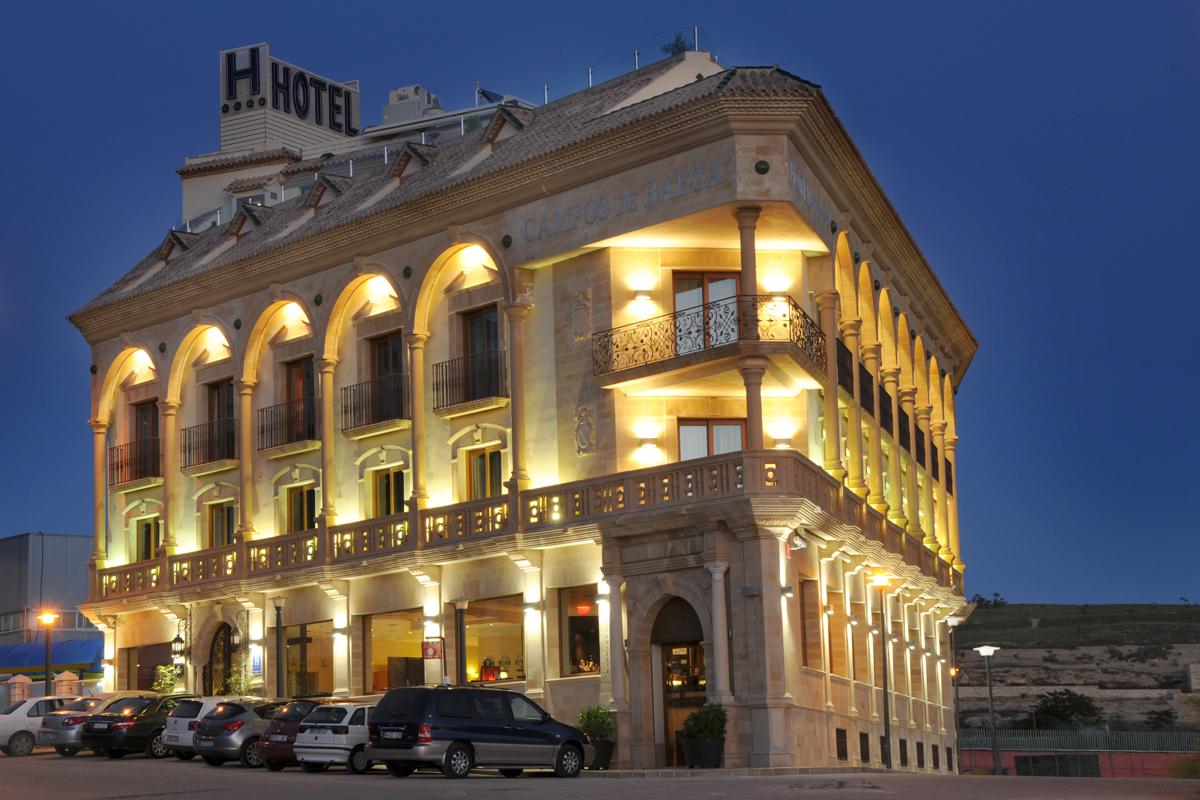 Hotel Campos De Баэса Экстерьер фото